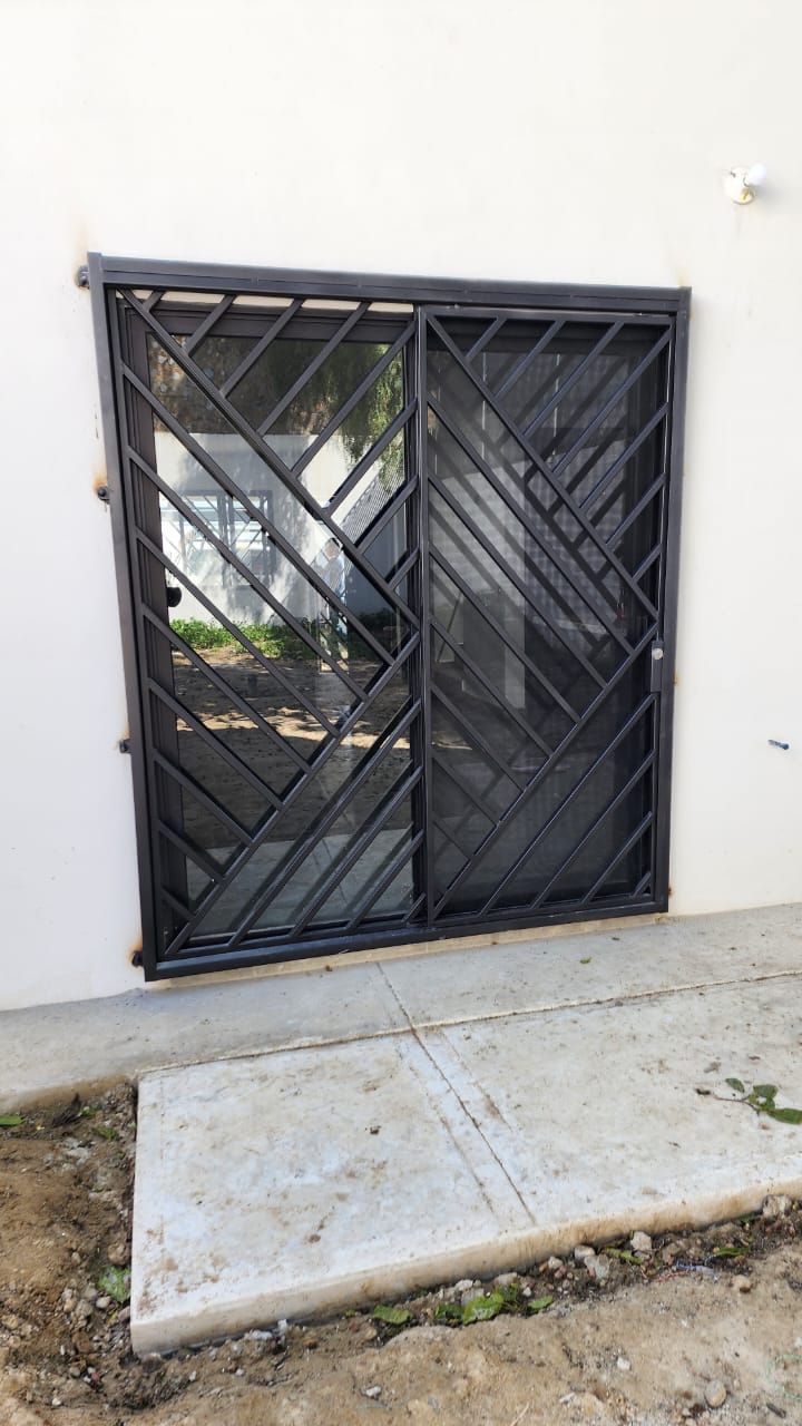 Reja corrediza geométrica